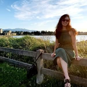 Meet your Posher, Christina